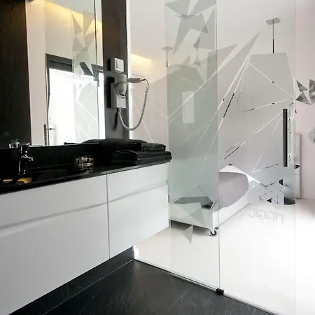 Magic מלון נאזרה